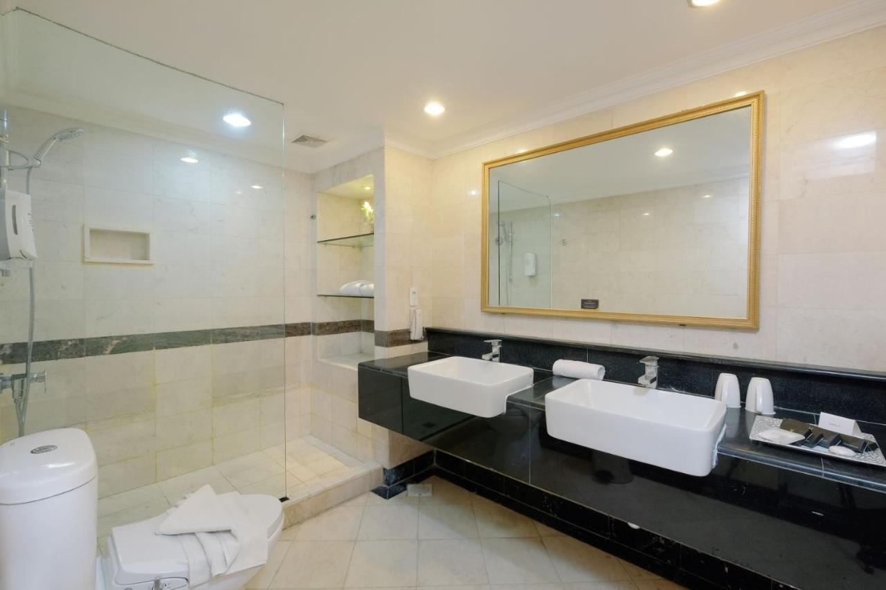Metro Park View Hotel Kota Lama Semarang Extérieur photo