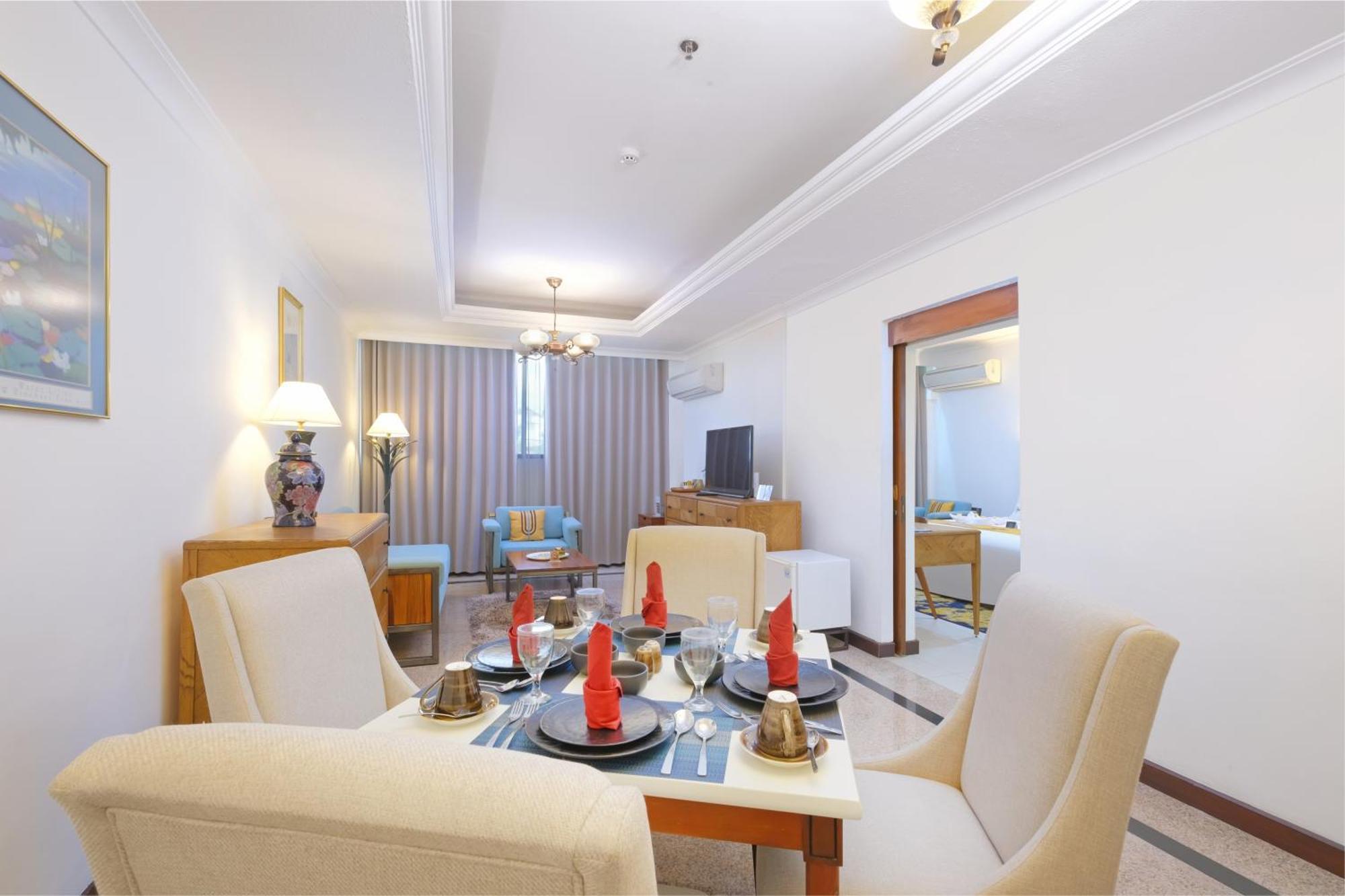 Metro Park View Hotel Kota Lama Semarang Extérieur photo