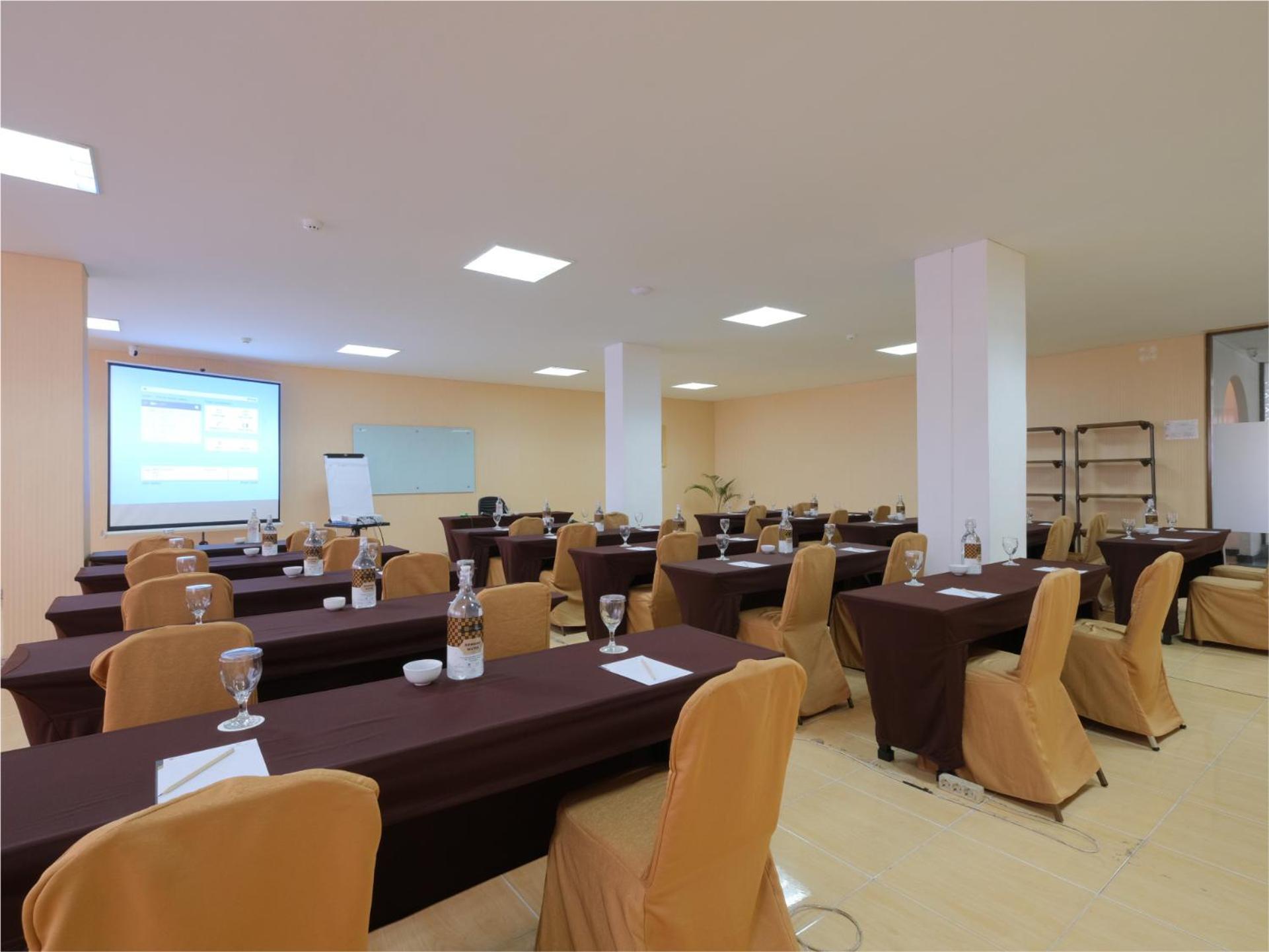 Metro Park View Hotel Kota Lama Semarang Extérieur photo