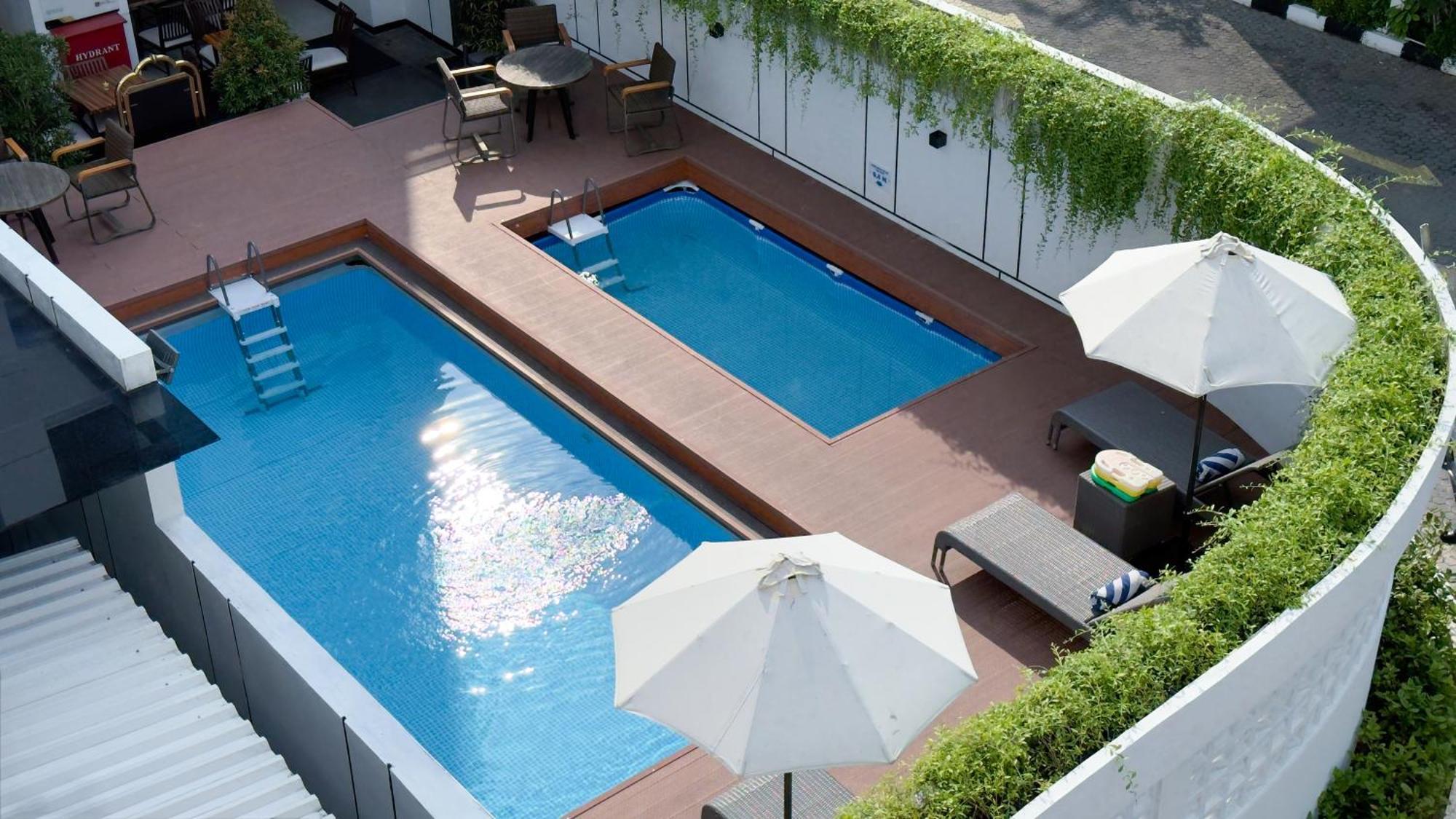 Metro Park View Hotel Kota Lama Semarang Extérieur photo